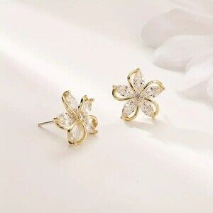 New - Exquisite 14K Gold Plated Zircon Flower Design Stud Earrings